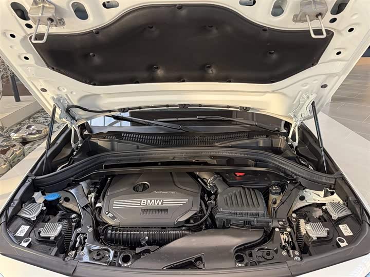 Фото 12 - BMW X2