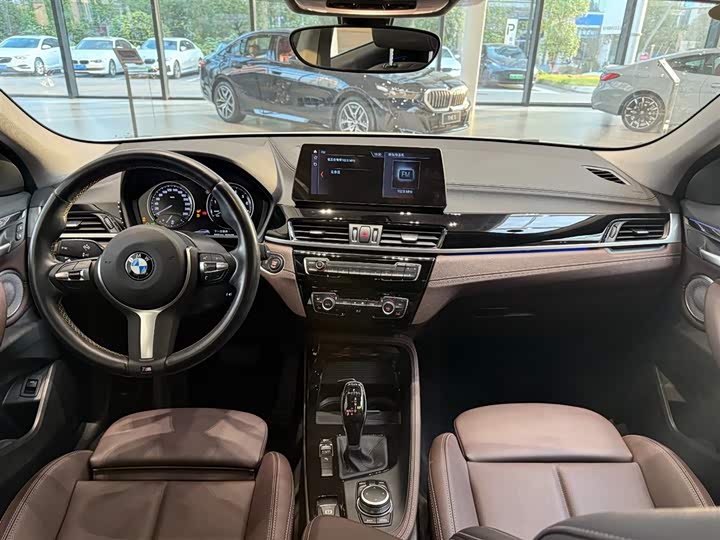 Фото 13 - BMW X2