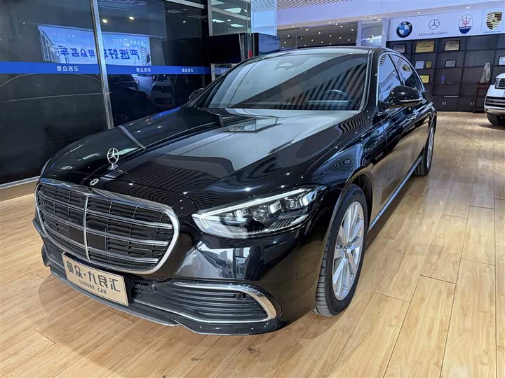 Фото 3 - Mercedes-Benz S-Class