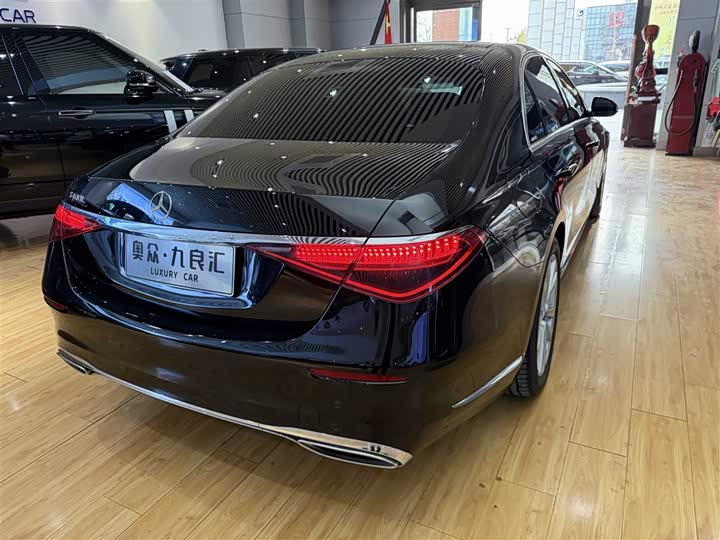 Фото 9 - Mercedes-Benz S-Class