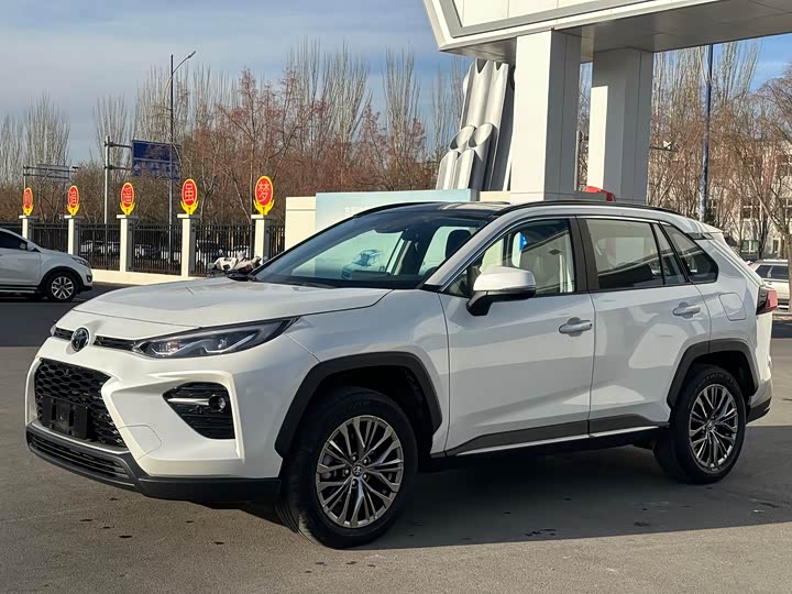 Фото 1 - Toyota Wildlander