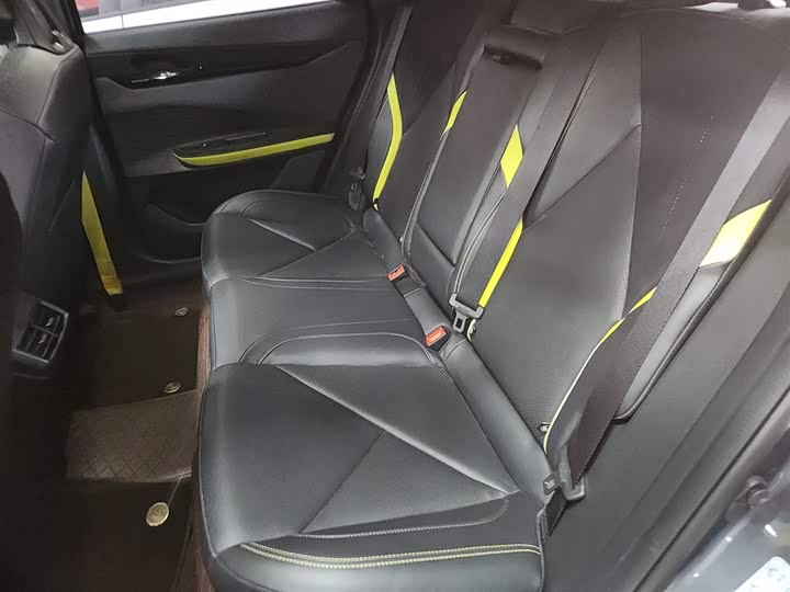 Фото 17 - Changan UNI-V