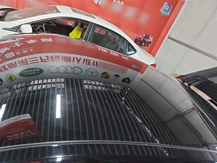 Фото 27 - Changan UNI-V