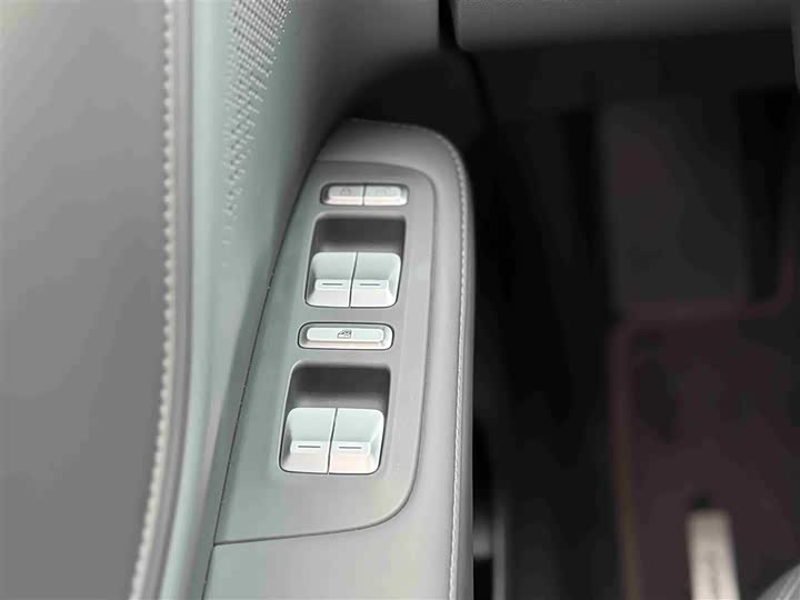 Фото 33 - XPeng G6