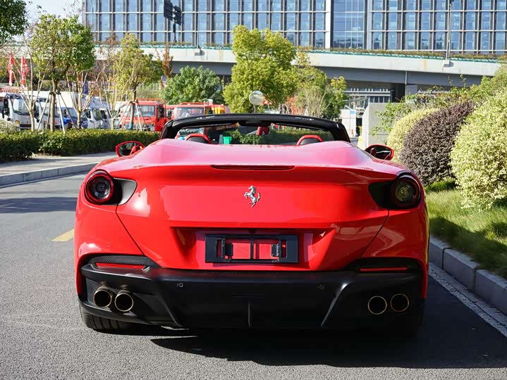 Фото 7 - Ferrari Portofino