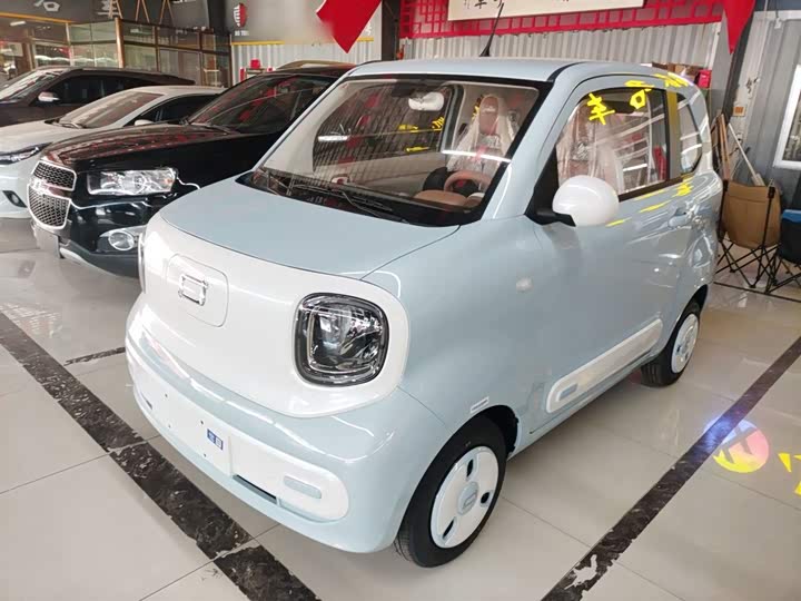 Фото 1 - Bestune Pony