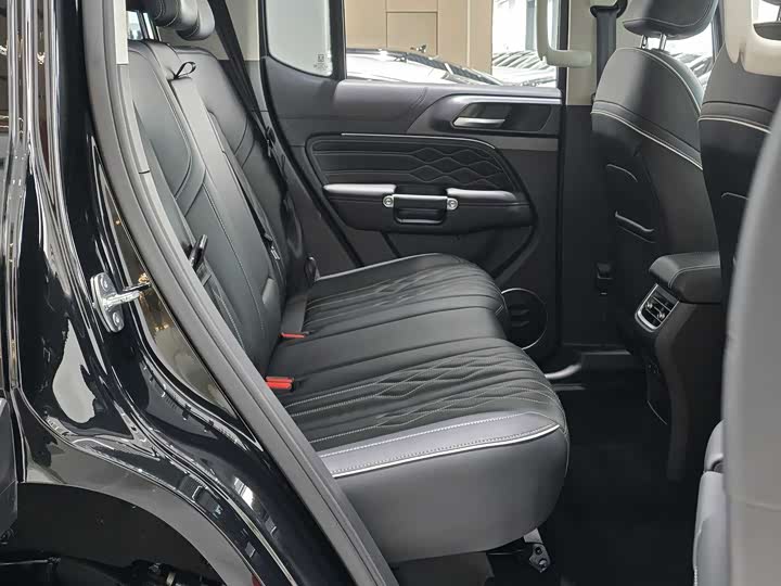 Фото 13 - Tank 300