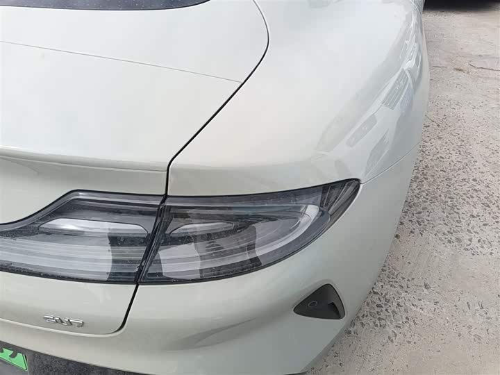 Фото 8 - Xiaomi SU7