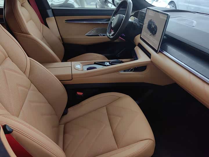 Фото 9 - Zeekr 001