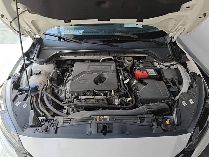 Фото 20 - Ford Focus