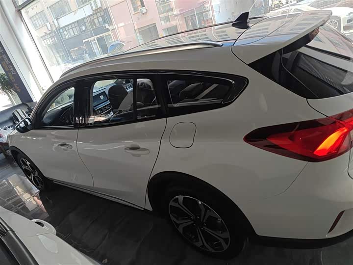 Фото 5 - Ford Focus