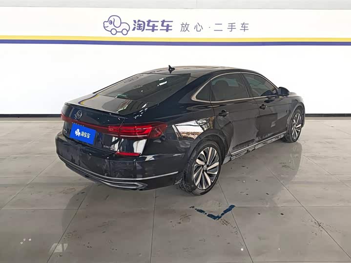 Фото 3 - Volkswagen Passat