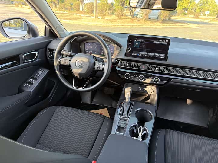 Фото 11 - Honda Civic