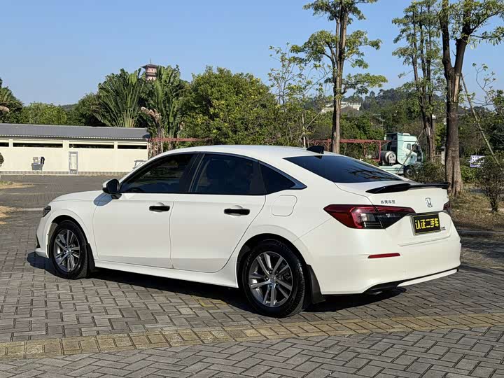 Фото 14 - Honda Civic