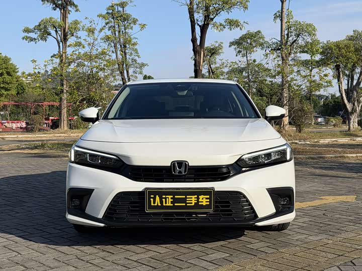 Фото 2 - Honda Civic