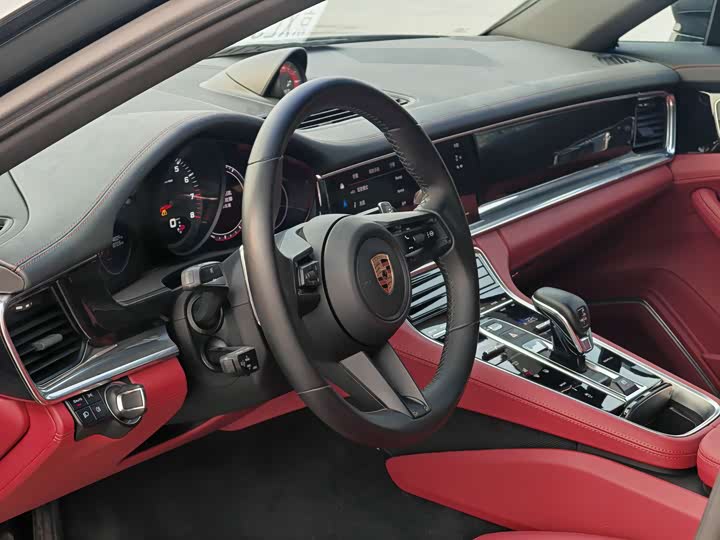 Фото 8 - Porsche Panamera