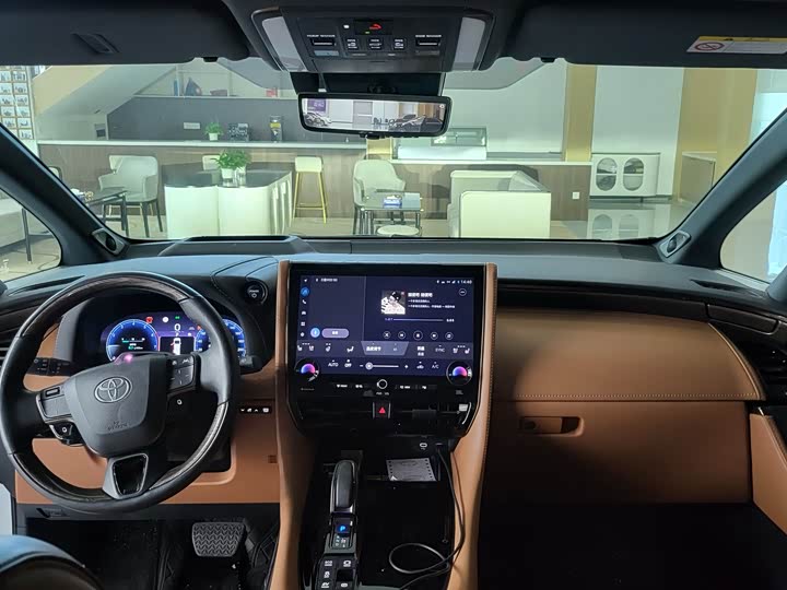 Фото 5 - Toyota Alphard