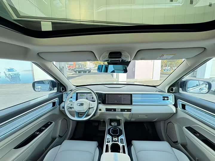 Фото 6 - Geely Icon