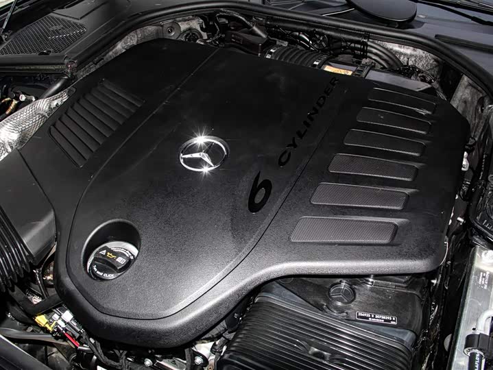 Фото 12 - Mercedes-Benz S-Class