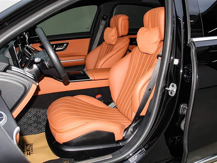 Фото 17 - Mercedes-Benz S-Class