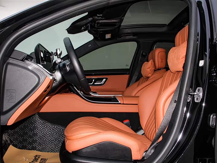 Фото 23 - Mercedes-Benz S-Class