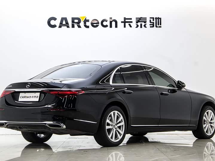 Фото 4 - Mercedes-Benz S-Class