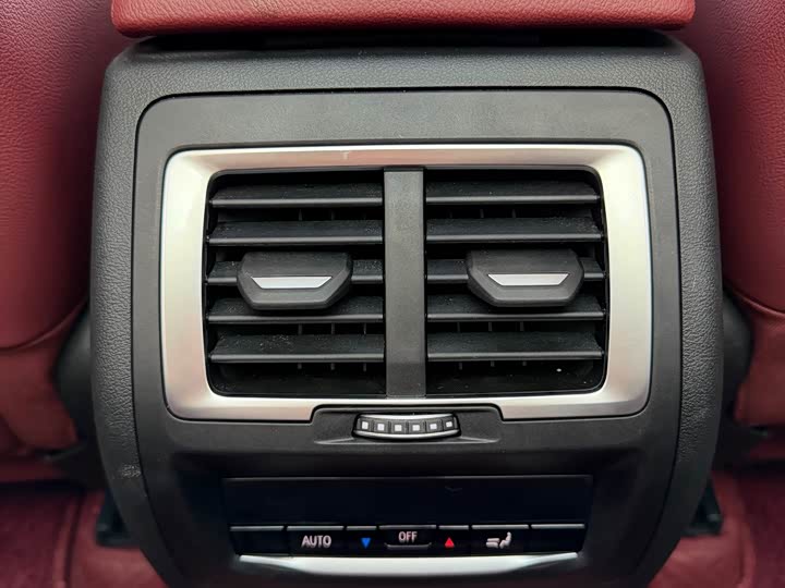 Фото 16 - BMW X3