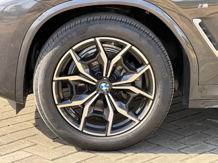 Фото 25 - BMW X3