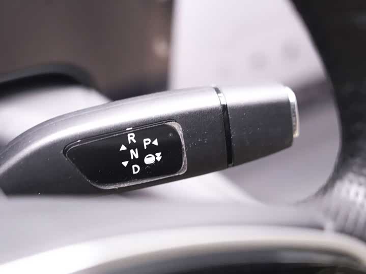 Фото 26 - XPeng P7