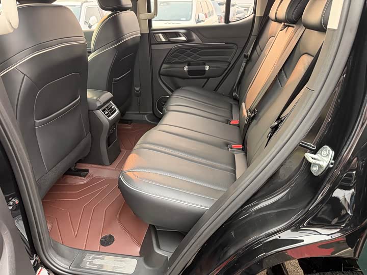 Фото 14 - Tank 300