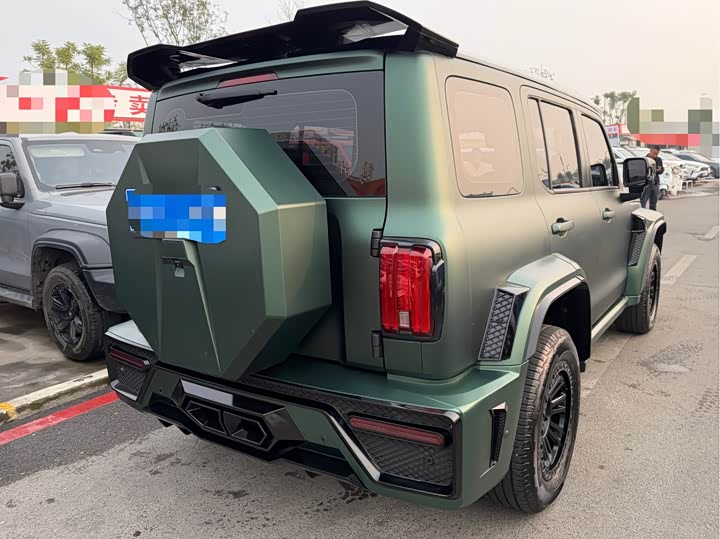 Фото 6 - Tank 300