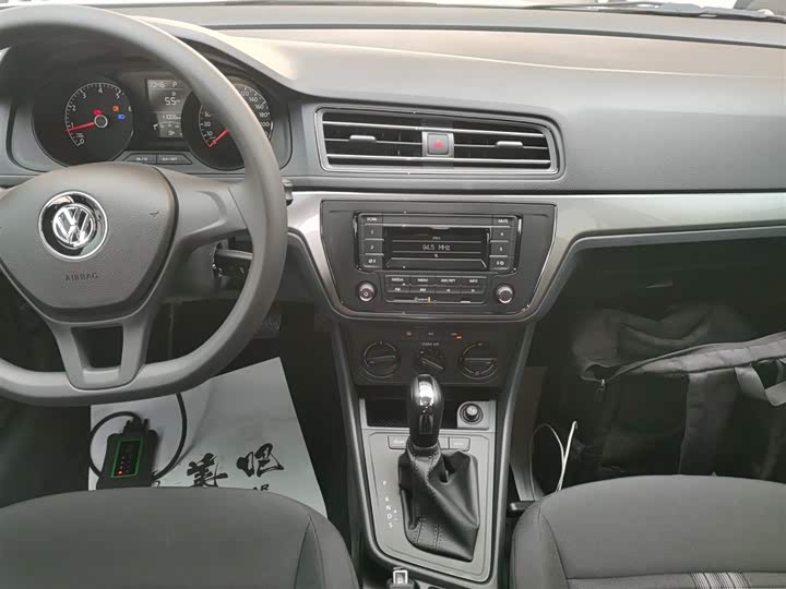 Фото 13 - Volkswagen Lavida