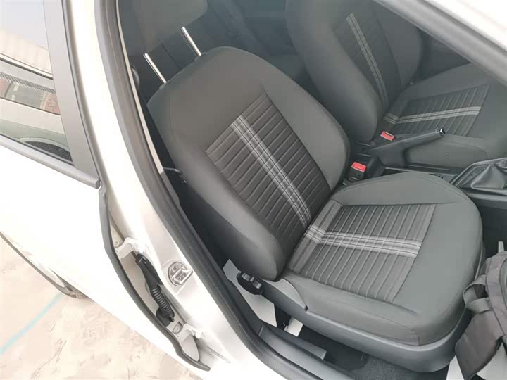 Фото 25 - Volkswagen Lavida