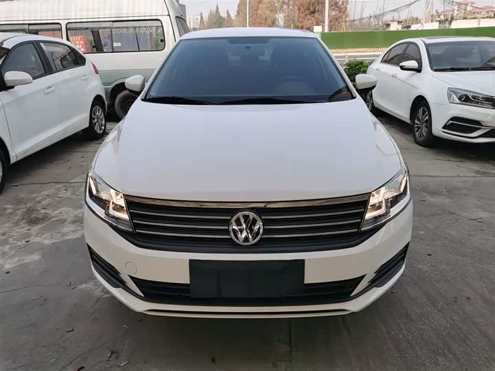Фото 3 - Volkswagen Lavida