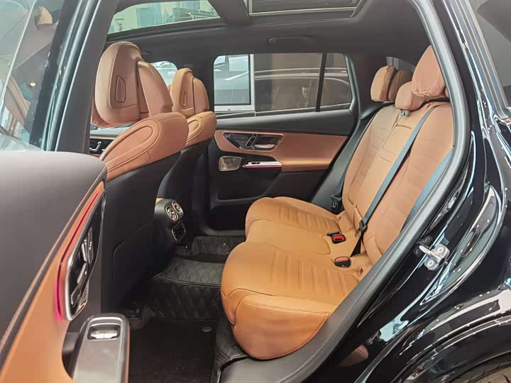 Фото 4 - Mercedes-Benz GLC-Class