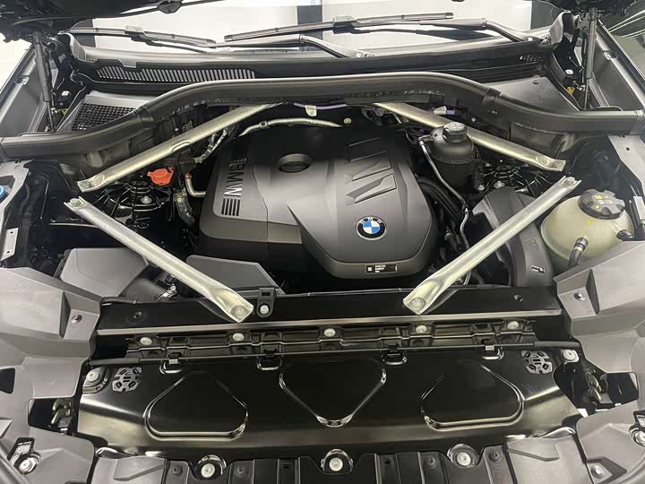 Фото 27 - BMW X5