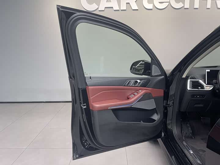 Фото 31 - BMW X5