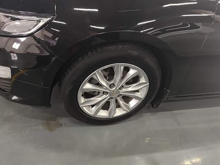 Фото 23 - Chevrolet Malibu XL