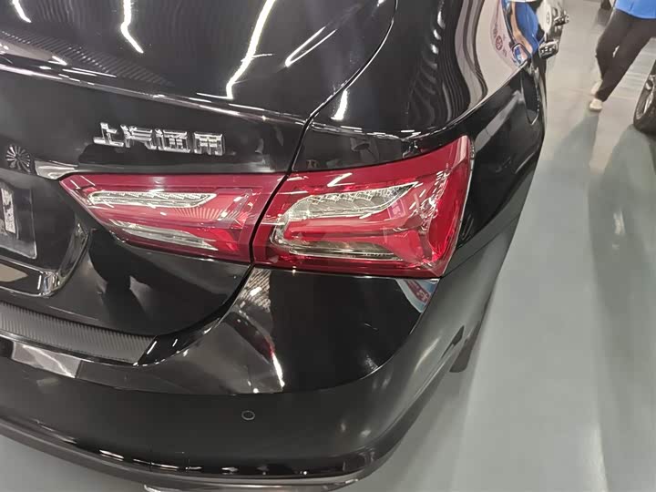 Фото 8 - Chevrolet Malibu XL