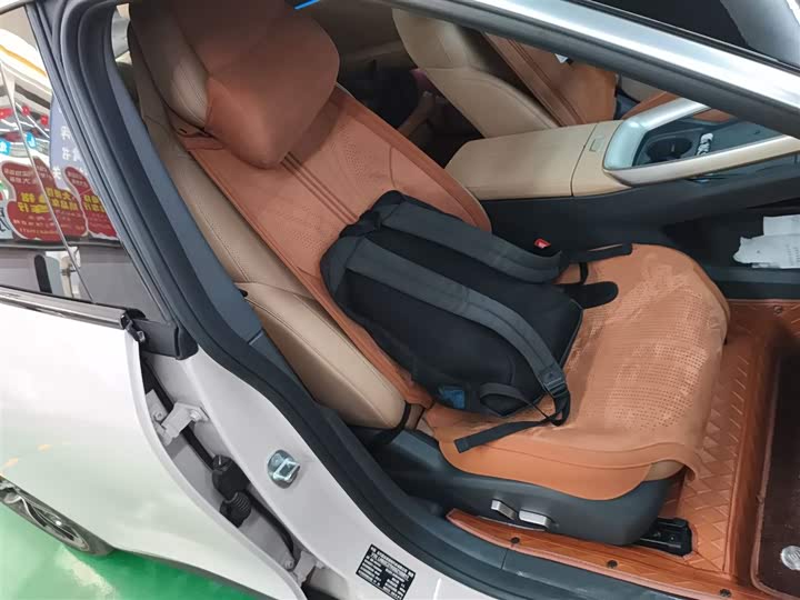 Фото 17 - BAIC Arcfox Alpha S5