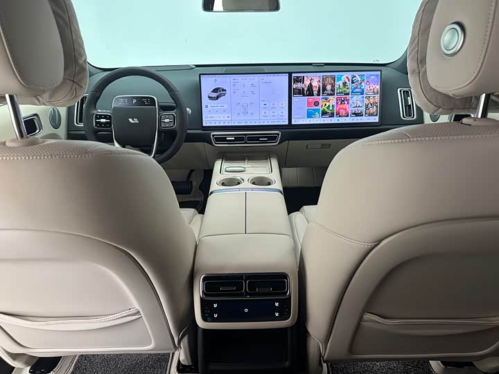 Фото 14 - LiXiang L6