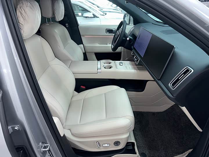 Фото 9 - LiXiang L6