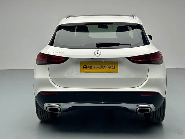 Фото 3 - Mercedes-Benz GLA-Class