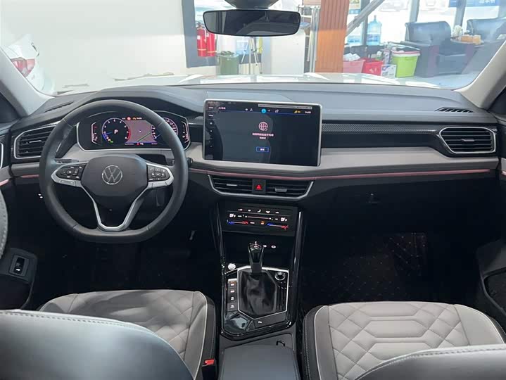 Фото 22 - Volkswagen Tayron