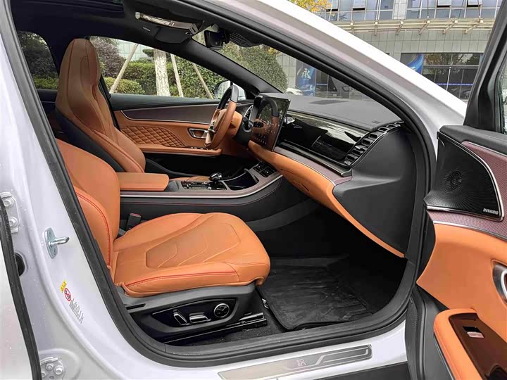 Фото 11 - BYD Han