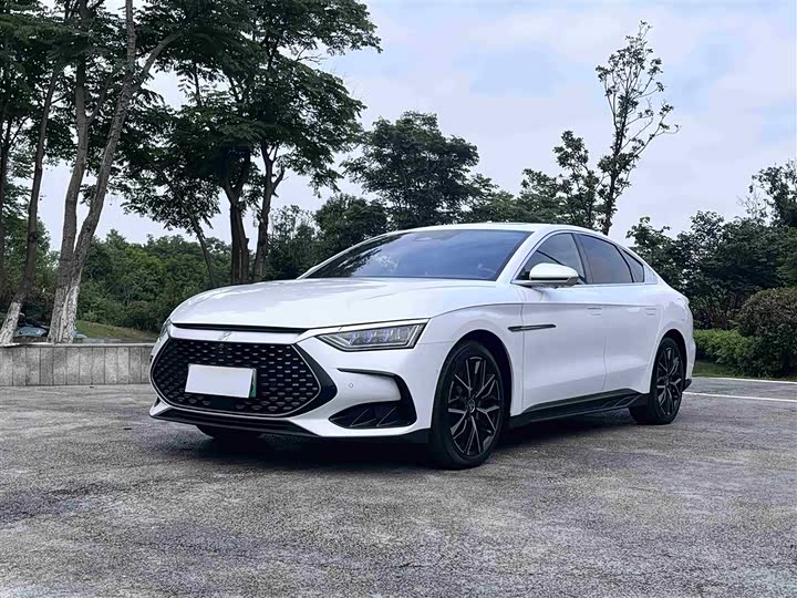 Фото 18 - BYD Han