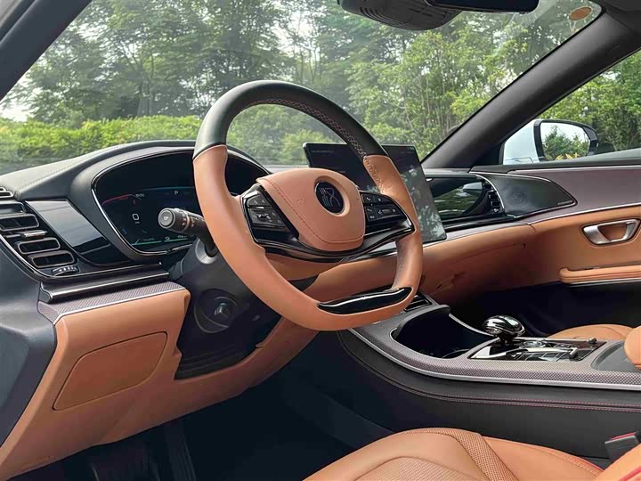 Фото 24 - BYD Han