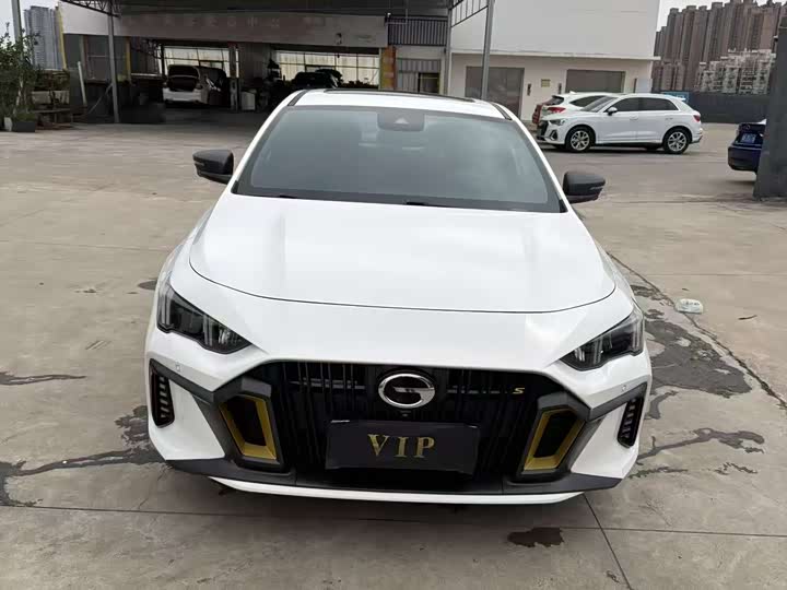 Фото 2 - GAC Trumpchi Empow R