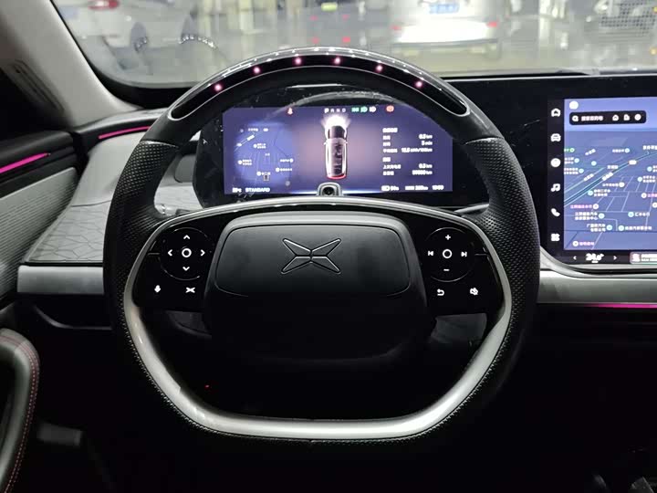 Фото 12 - XPeng P7