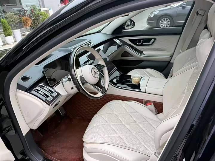 Фото 5 - Mercedes-Benz Maybach S-Class